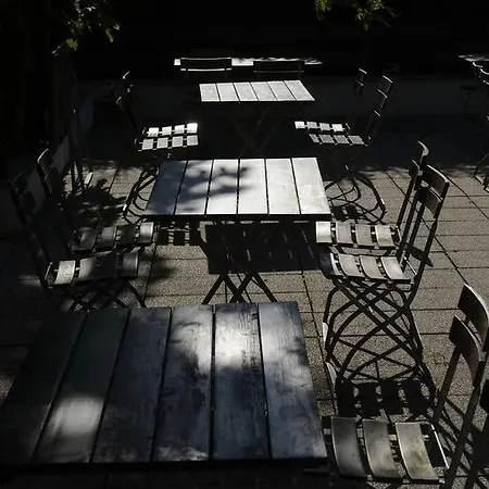 Guest house Kraeuterpension Saeumerpfad 3*